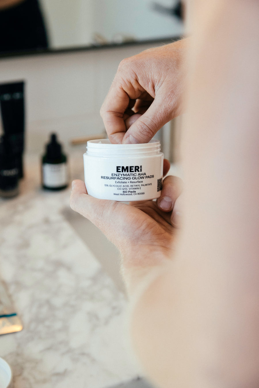 EMER SKIN ENZYMATIC AHA RESURFACING GLOW PADS